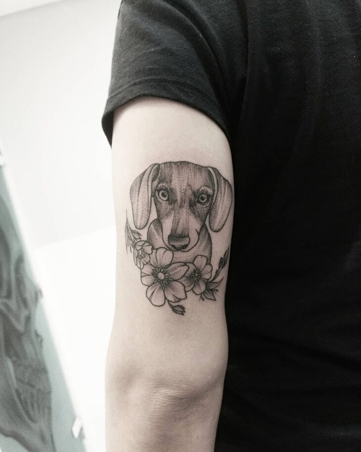 Veja Tatuagens de cachorro